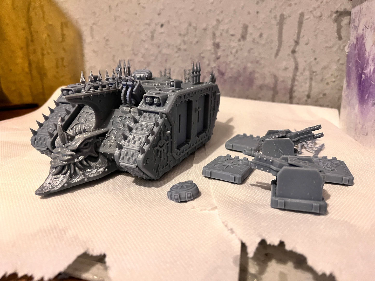 Chaotic Heavy Transport Vehicle | 28mm Resin Model | Tainted Windmill